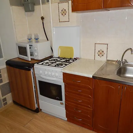 Apartment Гамарника 9 *